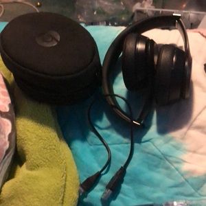 Beats wireless headphones